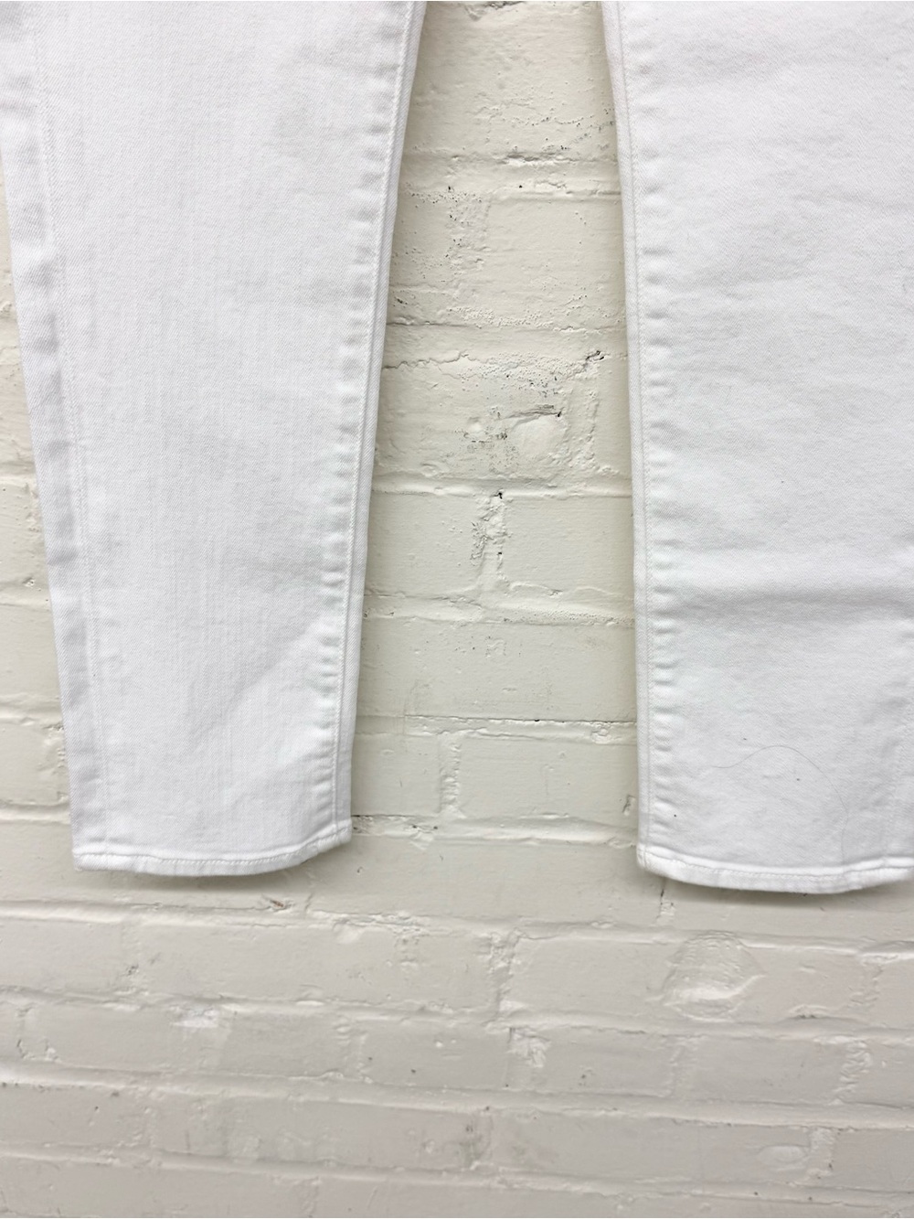 NWT 7 For All Mankind Kimmie Crop Form Fitted Skinny Jean White Size 25 - Picture 4 of 6